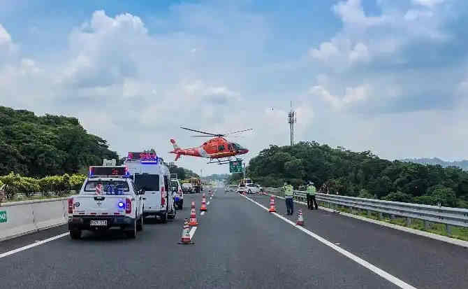 湟中区高速公路汽车救援案例
