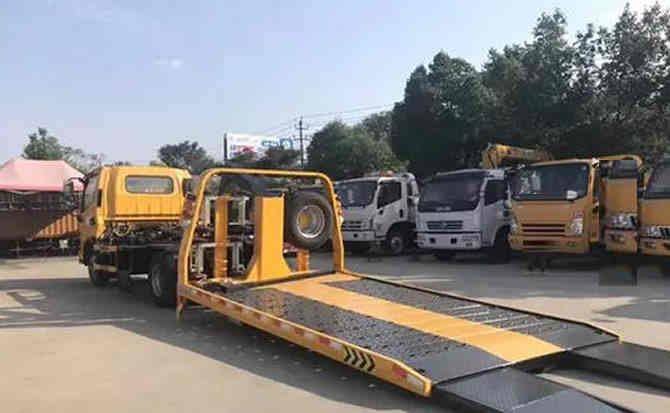 湟中区汽车中途维修案例